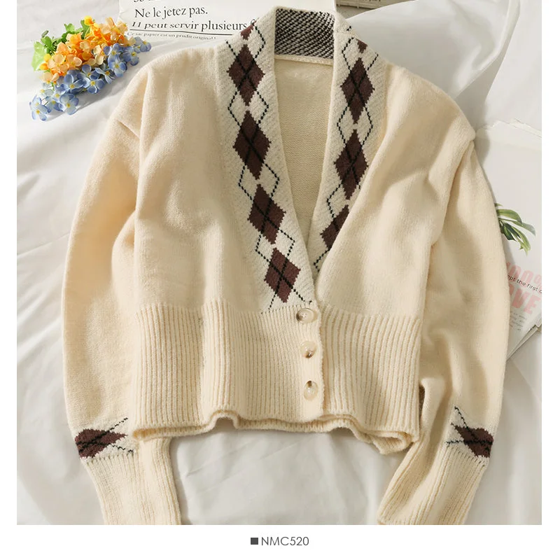 Early Access Diamond check three button slim sweater for women  2060