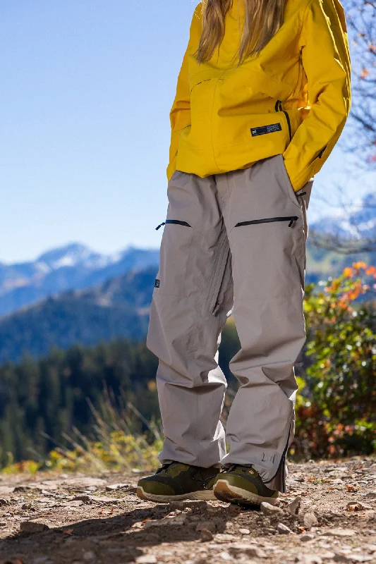 Exclusive Access AYSUN PANT