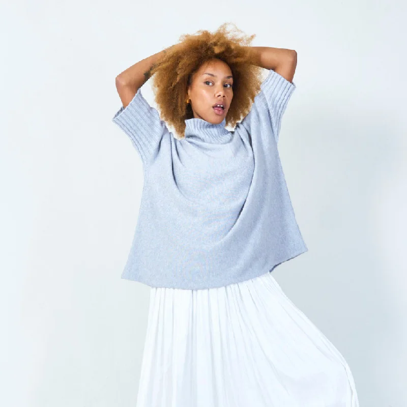 LIGHTGREY
