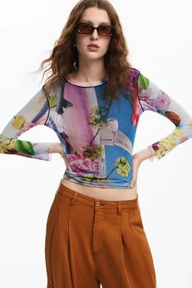 Weekend Specials to Relish Abstract Airplane Top
