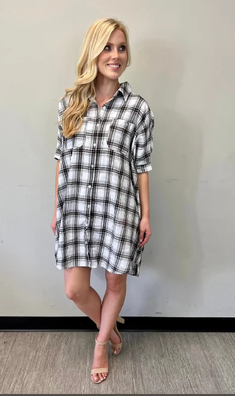 Unwind with Weekend Discounts Cream Plaid Dress/Tunic