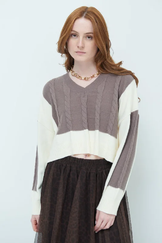 Limited Stock Chic cropped cable knit sweater wholesale