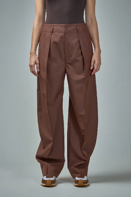 Can't Resist Curved Volume Tailored Pants