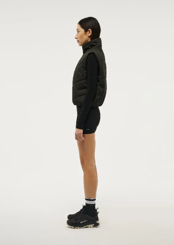 Savings Galore CAMPGROUND VEST IN BLACK