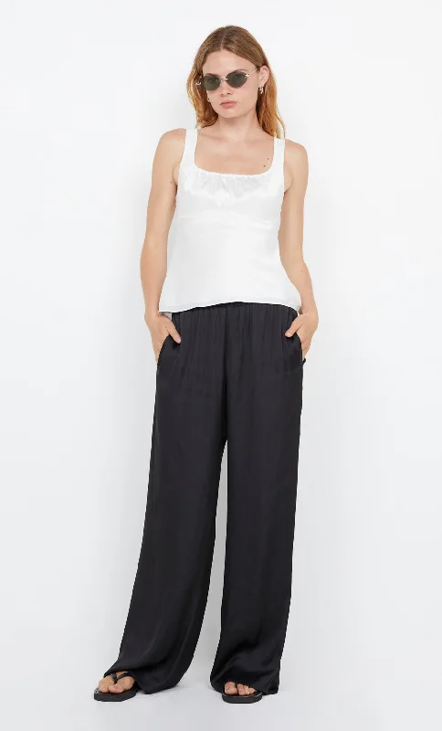 Weekend Deals That Please AMI TOP - IVORY
