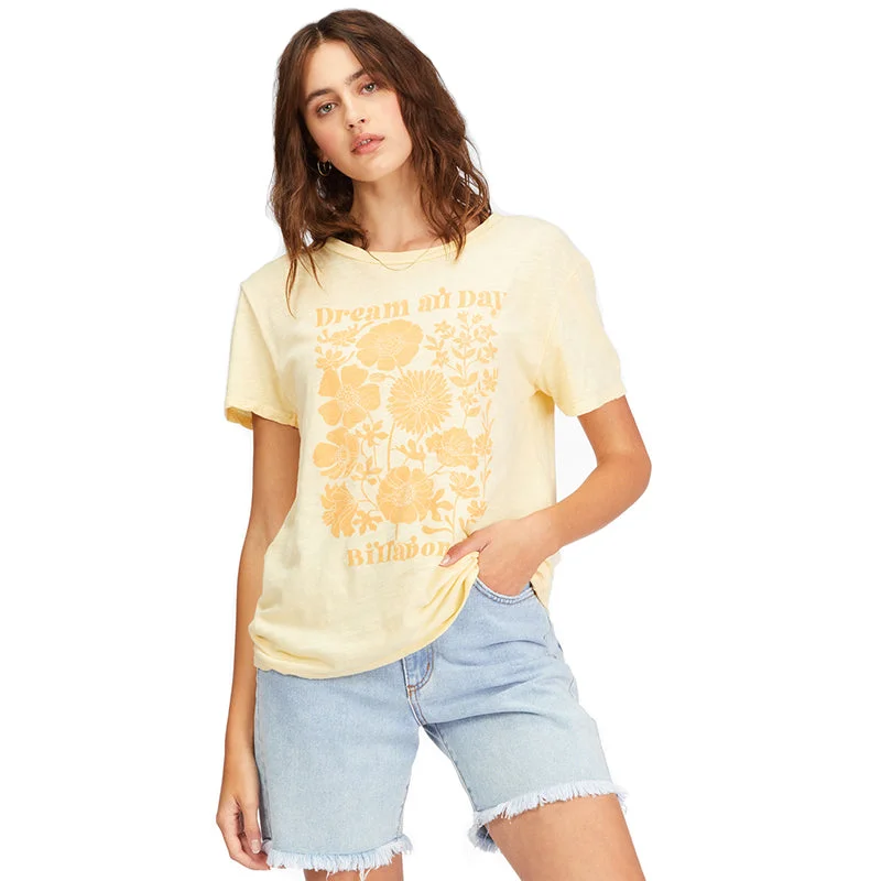 Weekend Savings Bonanza Dream All Day Boyfriend T-Shirt