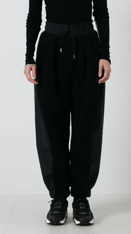 Exclusive Deal Boa Comb Pants