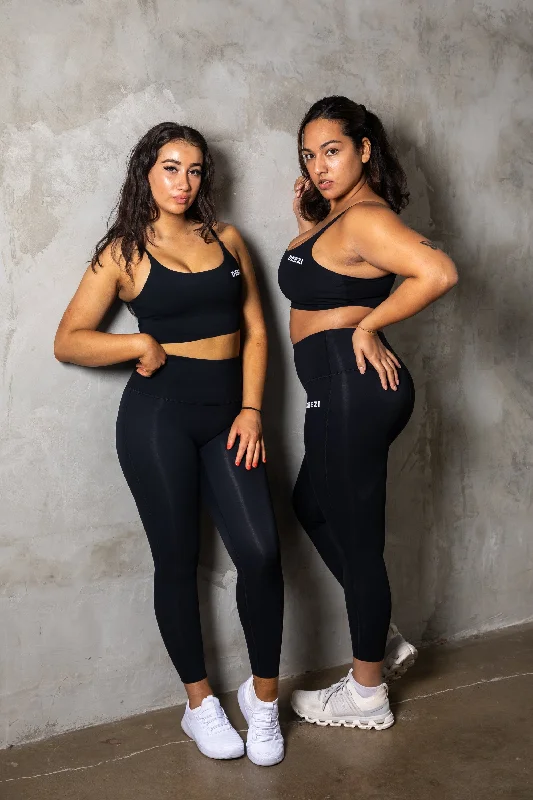 Now or Never Evolve Crop - Black