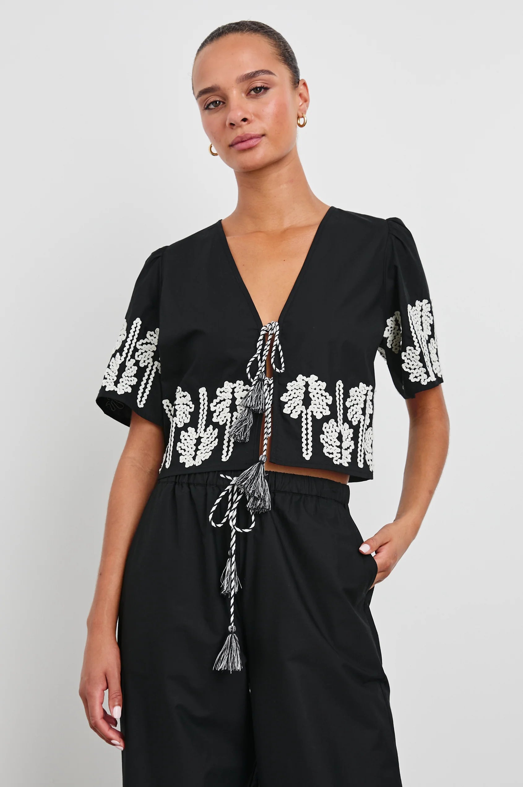 Closeout Sale Rails - Pari Top