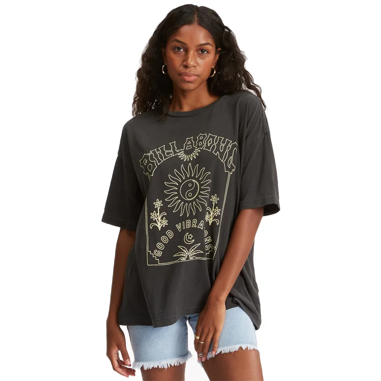 Weekend Deals That Sparkle Shine A Light Oversized S/S T-Shirt