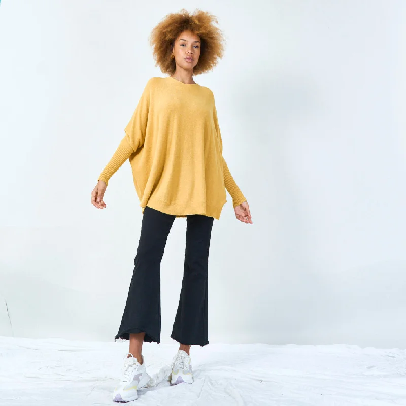 Season Finale Sale Classic round neck knit sweater wholesale