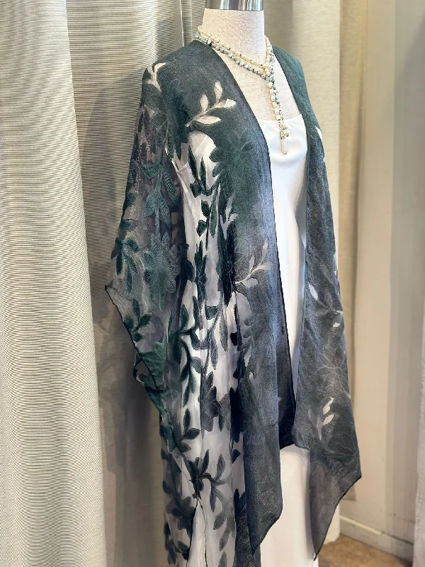 Dark Grey/White