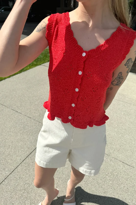Daily Specials CROPPED SCALLOPED KNIT TANK