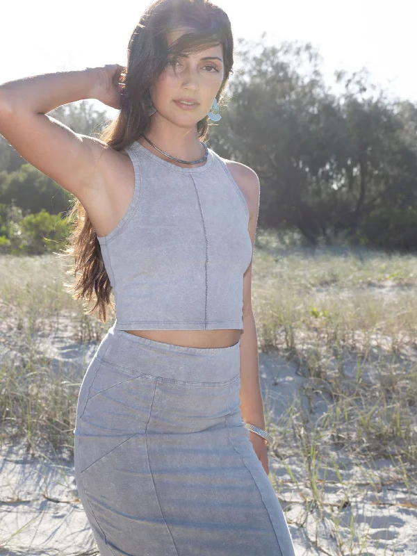 Weekend Deals That Spark Stone Tank