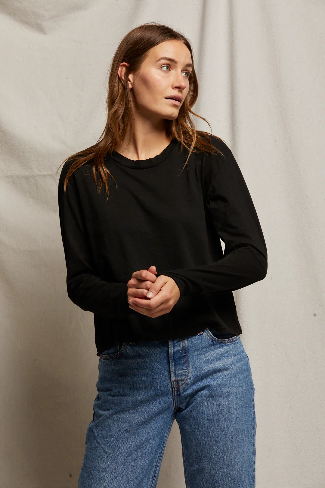 Limited Stock Perfect White Tee - Axel L/S Tee (black)