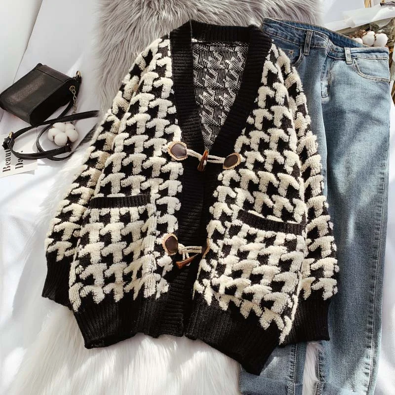Quick Sale Thousand bird lattice ox horn buckle sweater coat female  4925