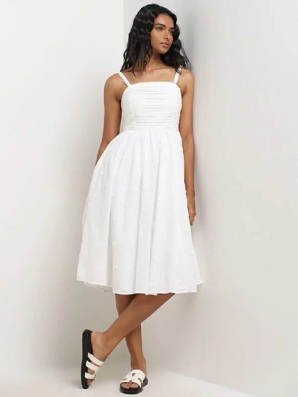Weekend Offers That Thrill LOV White Pleated Cotton A-Line Dress
