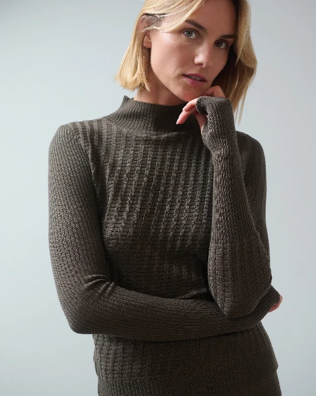 Quick Sale Žaltys: Nettle Merino Wool Turtleneck