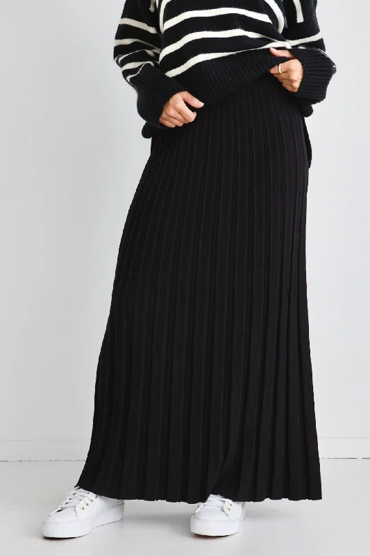 Huge Savings Delilah Black Pleated Knit Maxi Skirt