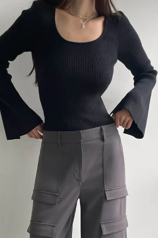 Limited Stock SCOOP NECK BELL SLEEVE SWEATER