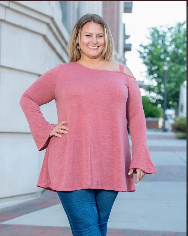 Weekend Specials to Cherish Cold Shoulder Marsala Top