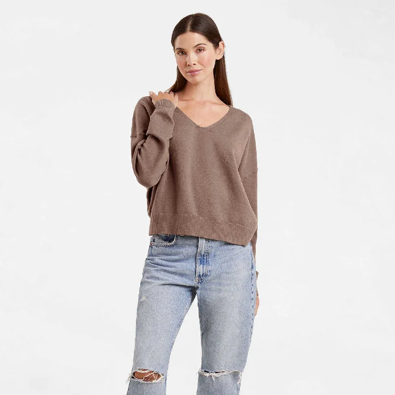 Weekend Savings Fiesta Luxe Knit V-Neck Sweater | Mocha