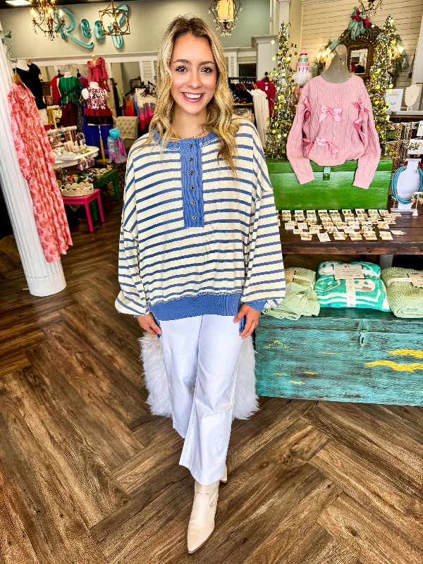 Friends and Family Sale Oversized Stripe Sweatshirt: Blue