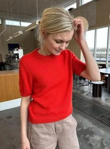 Weekend Offers That Shine Poppy Tee by Petiteknit, No 14 yarn kit (excl pattern)